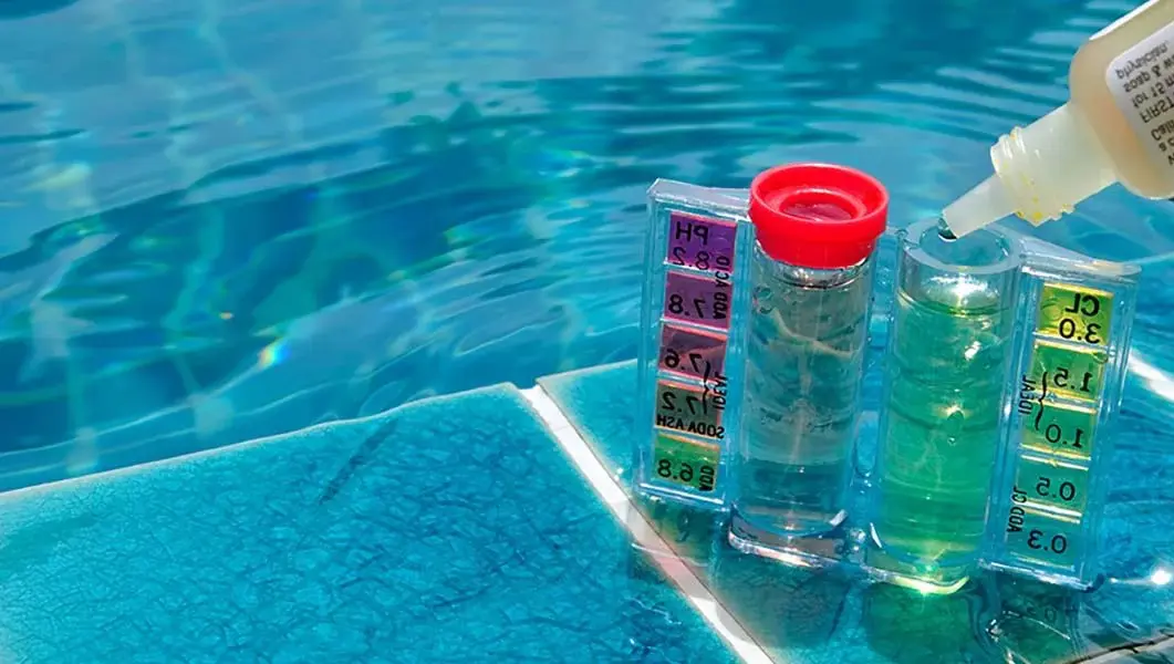 beginners-guide-to-pool-water-testing-header-jpg